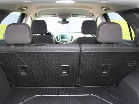 Used 2021 Chevrolet Equinox LT w/ LPO, Floor Liner Package image 14