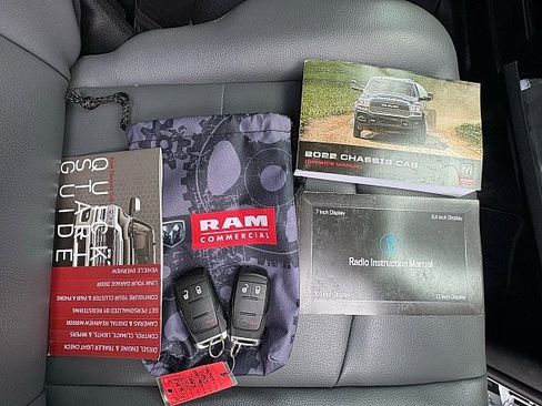 Used 2022 RAM 5500 Tradesman w/ Safety Group image 32