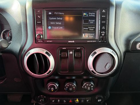 Used 2014 Jeep Wrangler Sahara w/ Dual Top Group AWD/4WD image 24