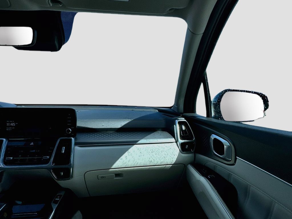 Certified 2023 Kia Sorento SX AWD/4WD image 27