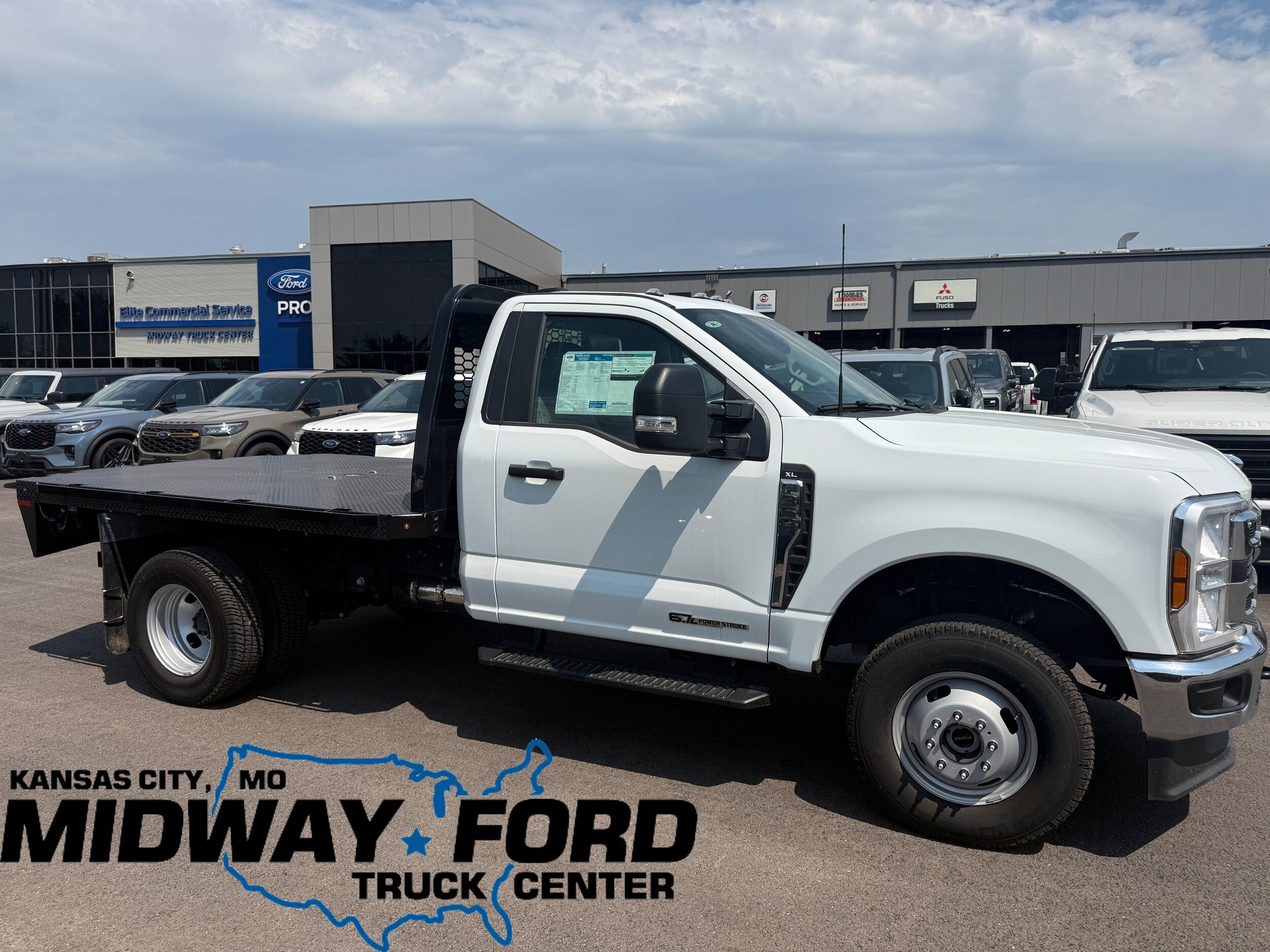New 2025 Ford F350 XL w/ XL Chrome Package AWD/4WD image 1