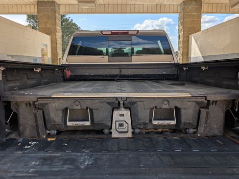 Used 2023 Chevrolet Silverado 2500 LTZ w/ LTZ Convenience Package image 19