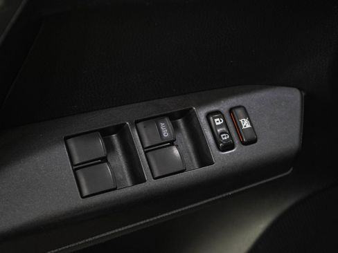 Used 2018 Toyota RAV4 LE w/ All Weather Liner Package AWD/4WD image 20