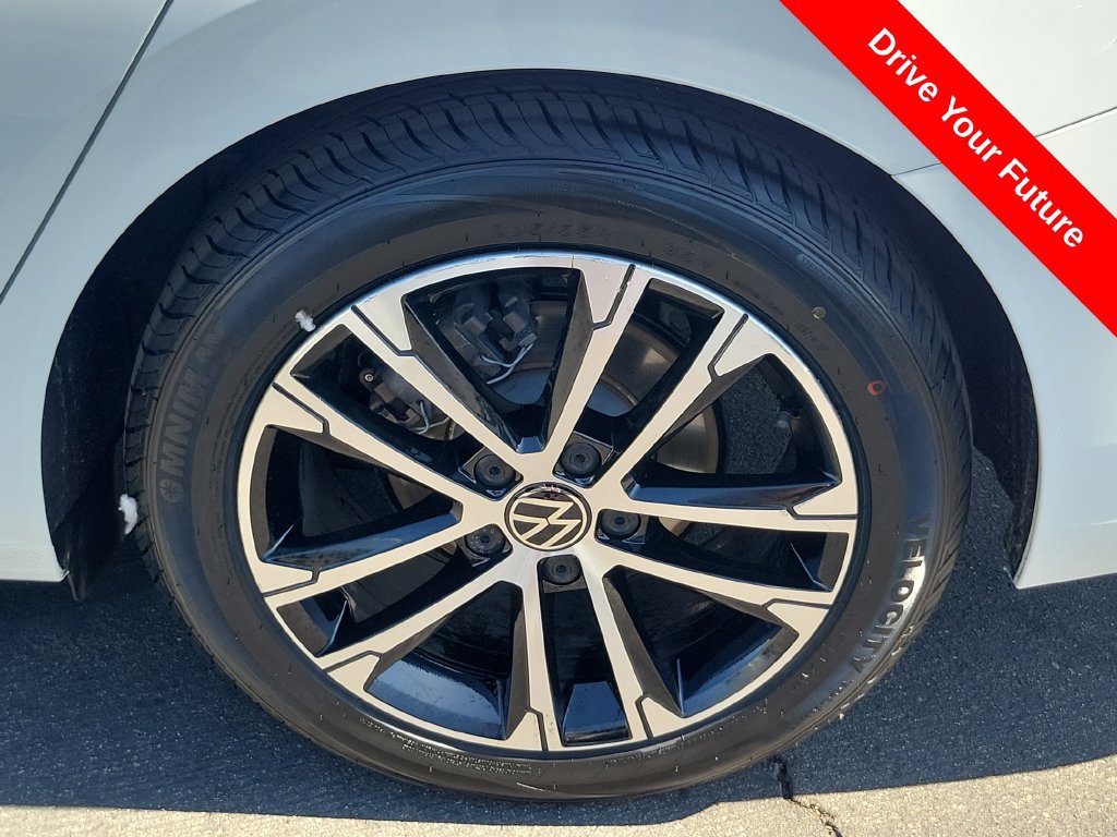 Used 2024 Volkswagen Jetta Sport FWD image 25