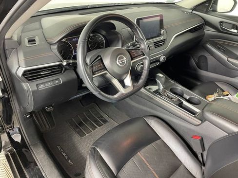 Used 2021 Nissan Altima 2.5 SR FWD image 3
