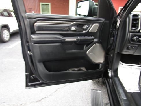 Used 2020 RAM 1500 Limited image 22
