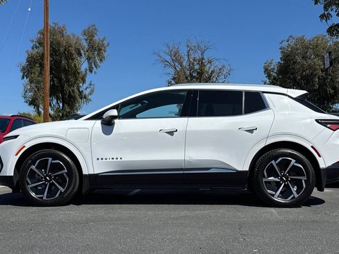 Used 2024 Chevrolet Equinox EV LT w/ LPO, Trailering Package AWD/4WD image 8