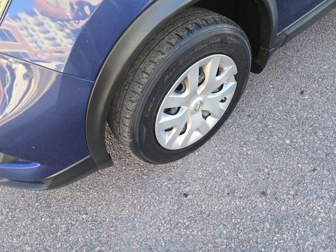 Used 2020 Nissan Rogue Sport S image 4