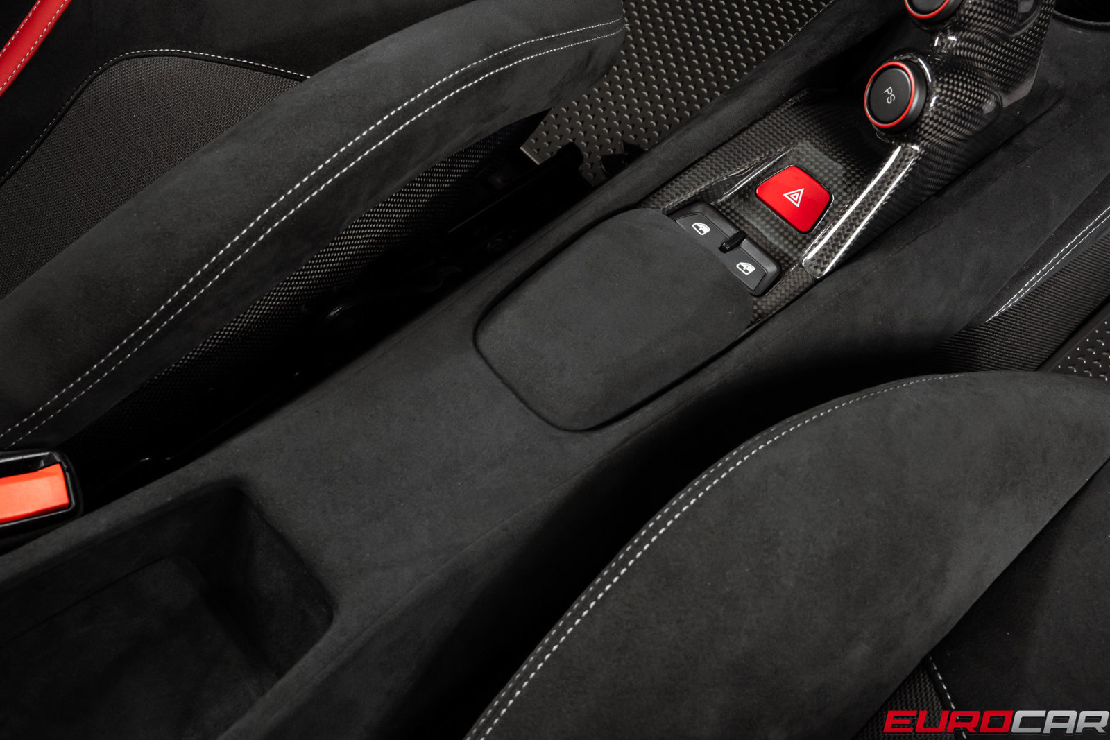 Used 2019 Ferrari 488 Pista Coupe RWD image 38