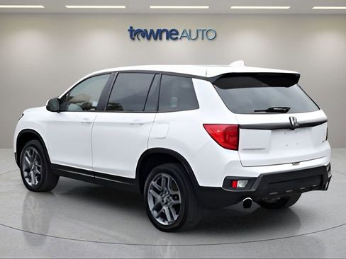 Used 2023 Honda Passport EX-L image 3