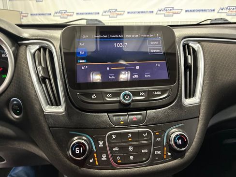 Used 2020 Chevrolet Malibu LT FWD image 22