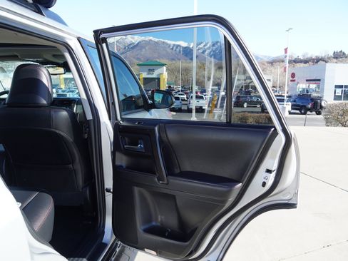 Certified 2021 Toyota 4Runner Venture image 24