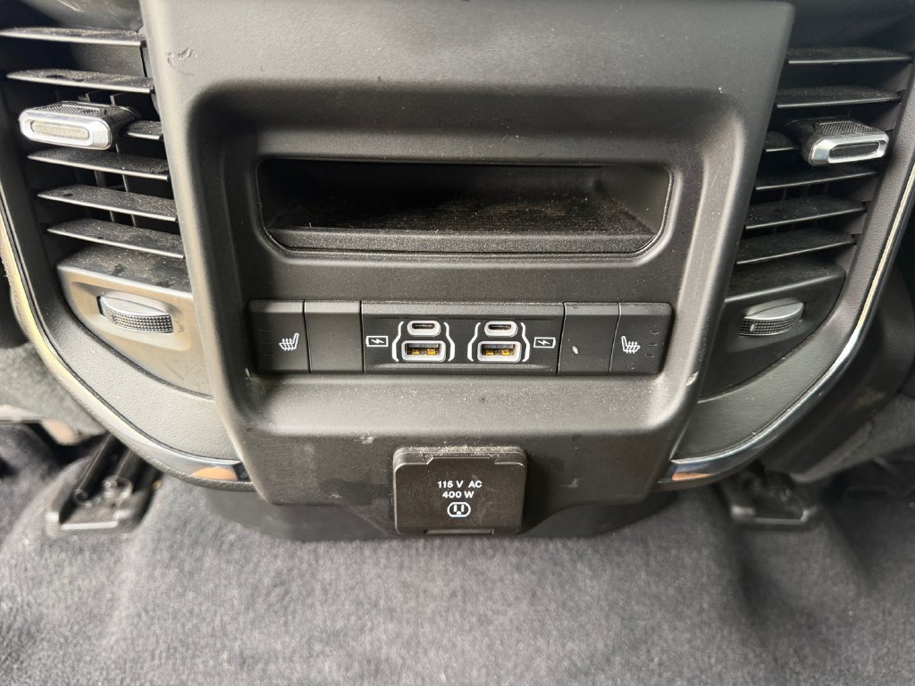 Used 2026 RAM 1500 Laramie AWD/4WD image 38