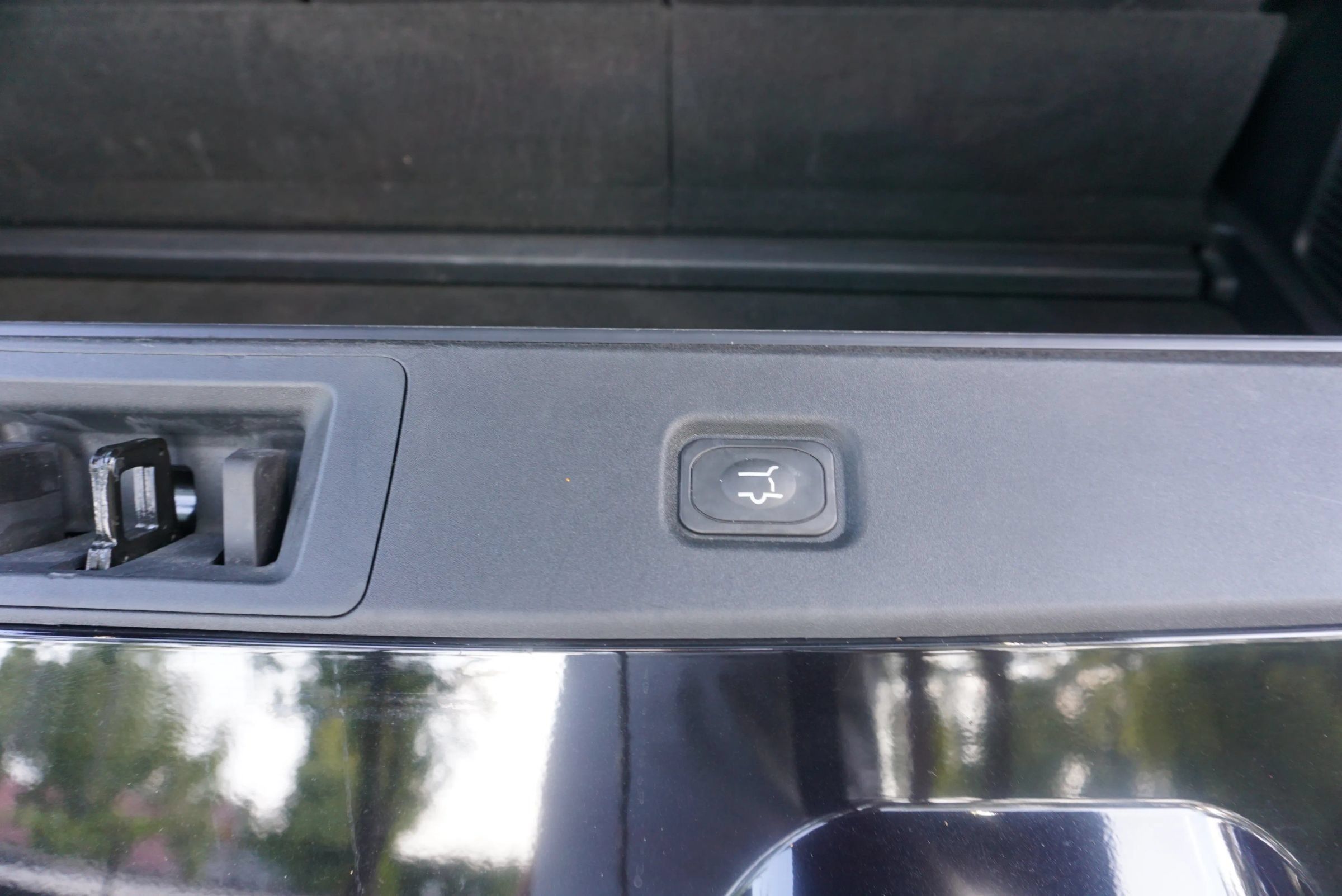 Used 2025 Ford Expedition Active RWD image 25