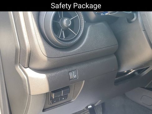 Used 2023 Chevrolet Colorado Trail Boss w/ Advanced Trailering Package AWD/4WD image 11