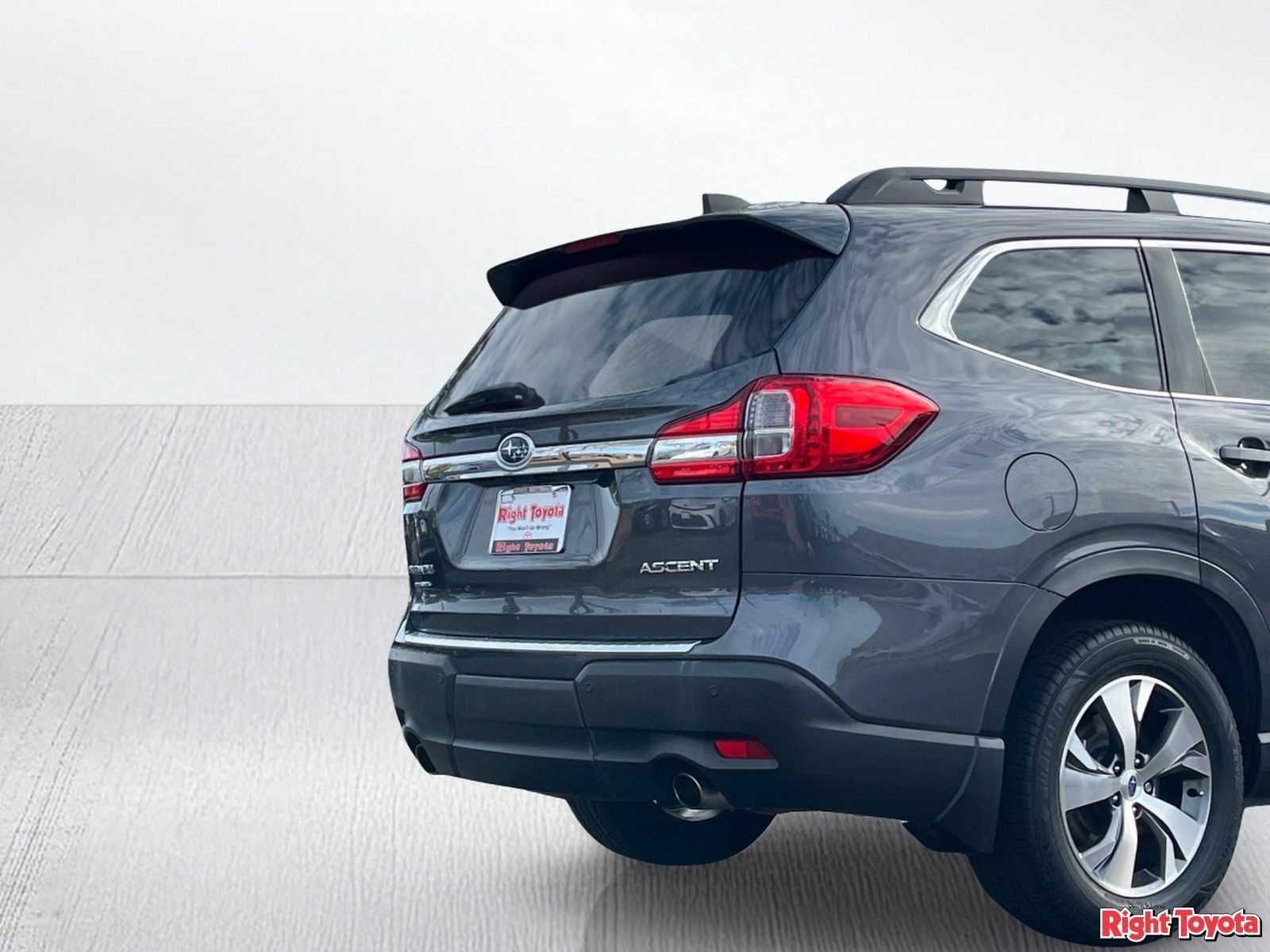 Used 2020 Subaru Ascent Premium w/ Convenience Package AWD/4WD image 11