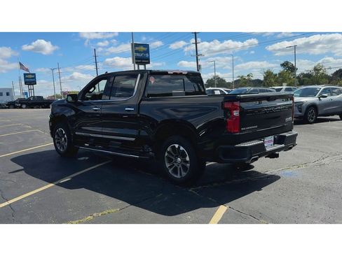 Certified 2024 Chevrolet Silverado 1500 High Country w/ Z71 Off-Road Package image 6