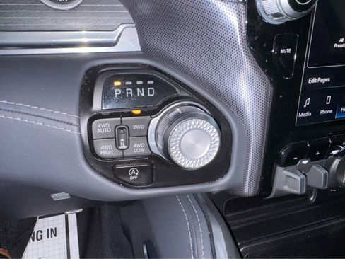 Certified 2022 RAM 1500 Limited image 24