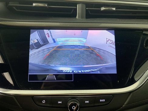 Used 2023 Buick Encore GX Essence w/ Experience Buick Package FWD image 17