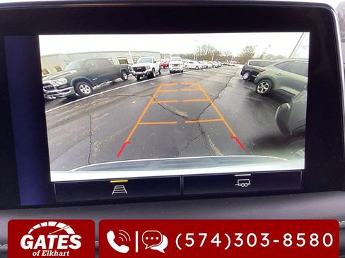 Used 2023 Chevrolet Suburban Premier image 21