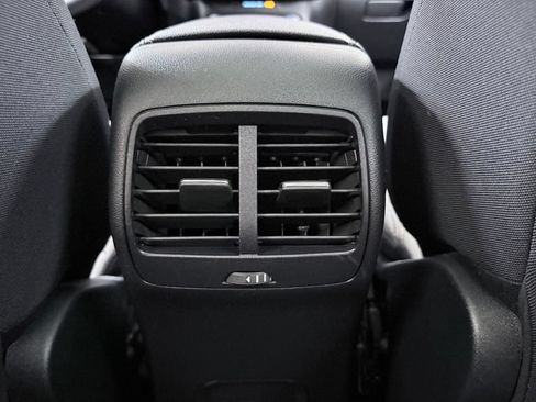 Used 2020 Ford Escape SE FWD image 32