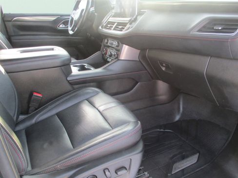 Used 2021 Chevrolet Tahoe RST image 19