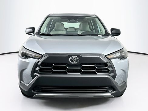 Used 2026 Toyota Corolla Cross L FWD image 3