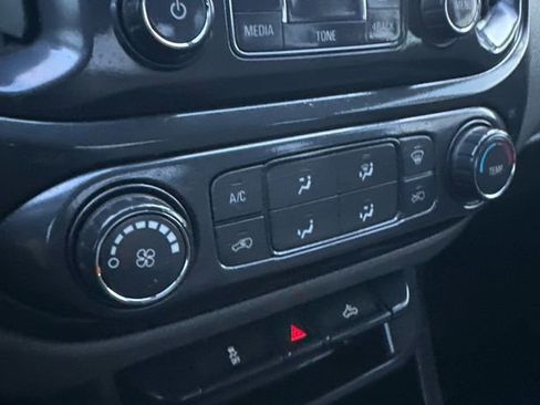 Used 2017 Chevrolet Colorado W/T w/ WT Convenience Package image 24