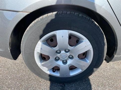 Used 2009 Hyundai Sonata GLS image 13