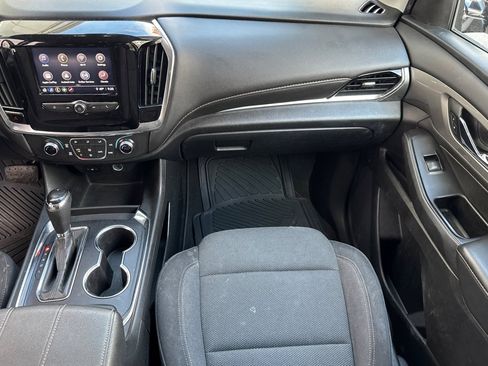 Used 2020 Chevrolet Traverse LS image 28