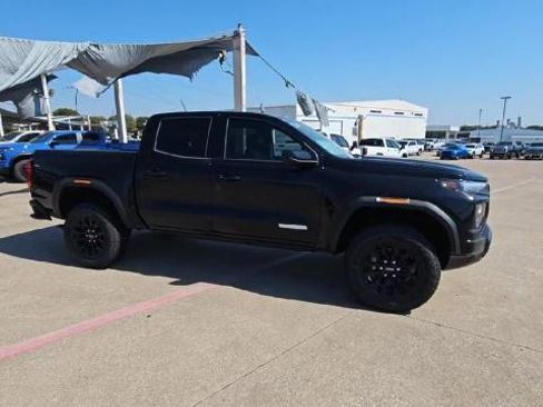 New 2026 GMC Canyon Elevation w/ Convenience Package image 41