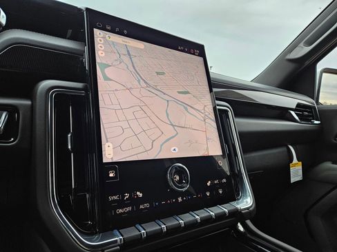 New 2026 GMC Yukon XL Elevation image 16