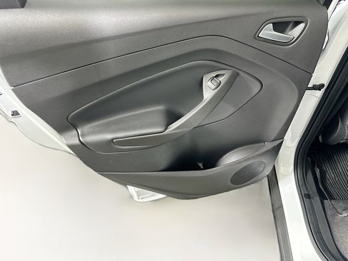 Used 2019 Ford Escape SEL FWD image 24