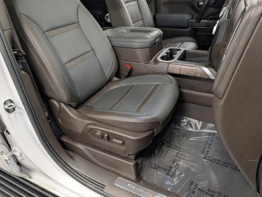 Used 2021 GMC Sierra 3500 Denali w/ Denali Ultimate Package AWD/4WD image 31
