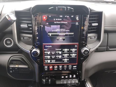 Used 2020 RAM 3500 Laramie image 35