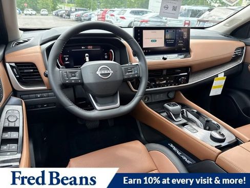 New 2026 Nissan Rogue Platinum w/ Platinum Premium Package AWD/4WD image 18