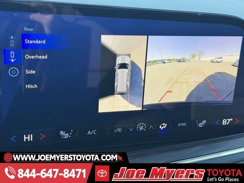 Used 2025 Chevrolet Tahoe LT image 19