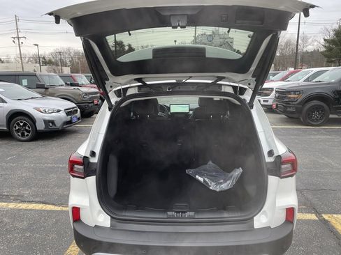 New 2026 Ford Escape SE image 23