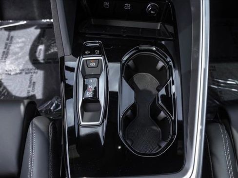New 2026 Audi SQ5 Prestige AWD/4WD image 19