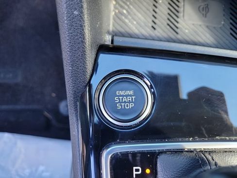 Used 2025 Kia Sportage X-Pro Prestige AWD/4WD image 38