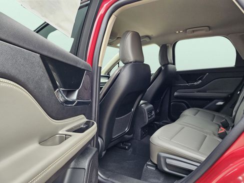 New 2026 Lincoln Corsair Premiere image 23