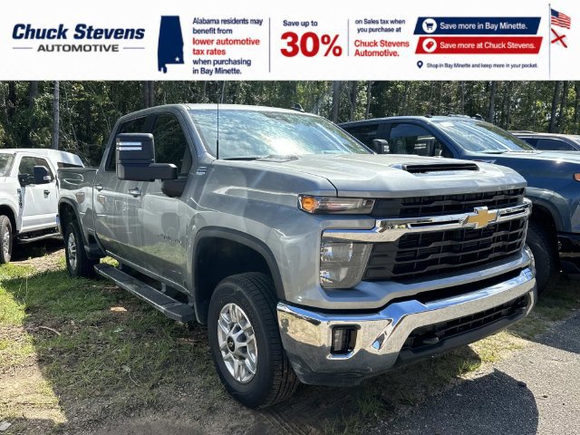 Used 2025 Chevrolet Silverado 2500 LT w/ Convenience Package AWD/4WD image 4