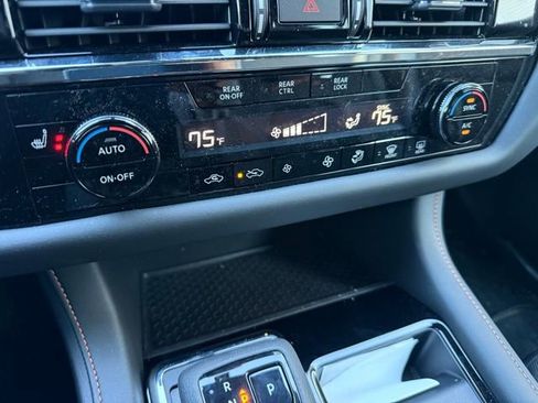 New 2025 Nissan Pathfinder Rock Creek image 25