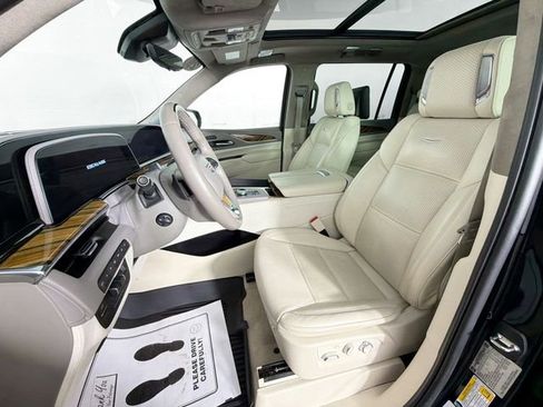 Used 2023 Cadillac Escalade ESV Premium Luxury Platinum image 22