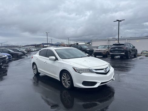 Used 2018 Acura ILX 2.4L image 1