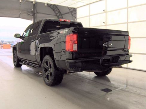 Used 2017 Chevrolet Silverado 1500 LTZ Z71 w/ Redline Edition AWD/4WD image 5