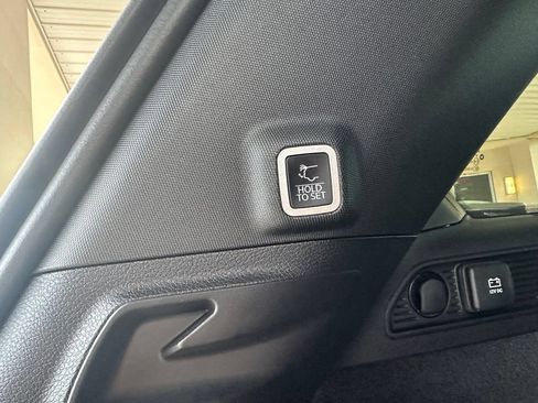 Used 2025 Jeep Grand Cherokee Summit AWD/4WD image 35