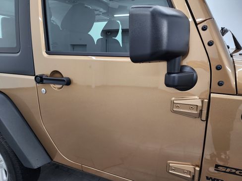 Used 2015 Jeep Wrangler Sport w/ Connectivity Group image 20