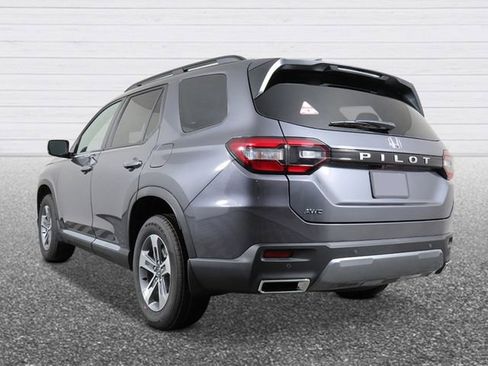 New 2026 Honda Pilot EX-L image 3