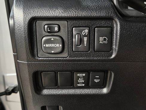 Used 2024 Toyota 4Runner TRD Off-Road image 25